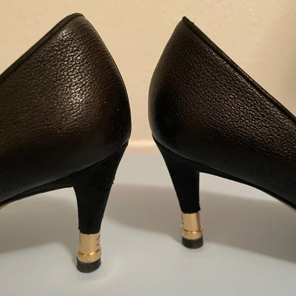 CHANEL Black Heels - Picture 7 of 10